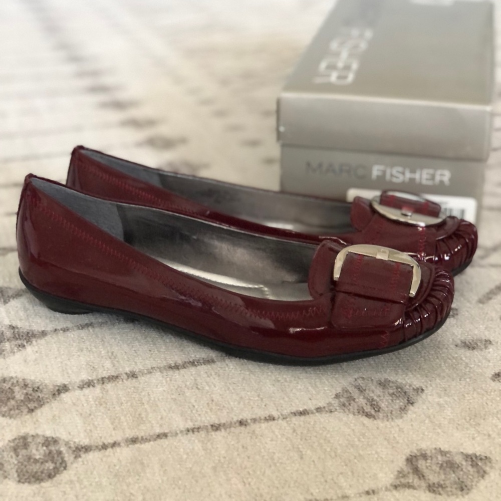 Marc Fisher patent flats